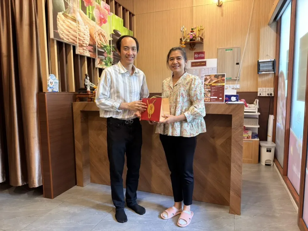 Atiz visiting a customer workplace